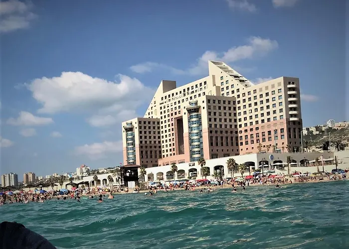 Luxurious Beach Apartments